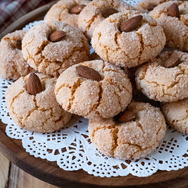 Amaretti Italian Chewy Almond Cookies Italian Recipe Book