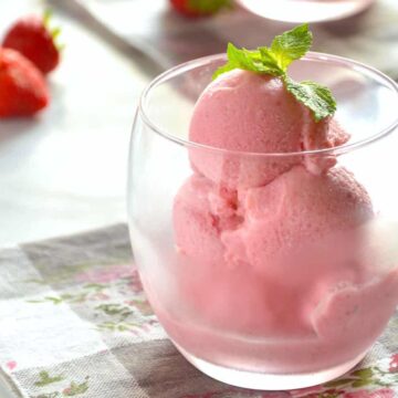 Delicious Italian Strawberry Gelato