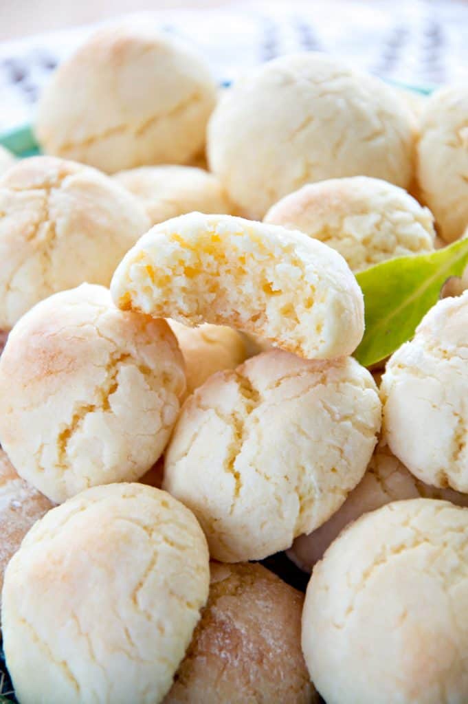 Soft Lemon Crinkle Cookies : Italian Recipe Book
