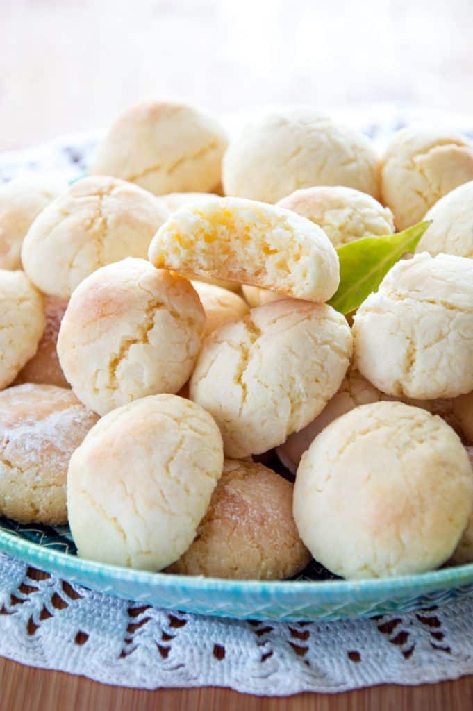 Soft Lemon Crinkle Cookies : Italian Recipe Book