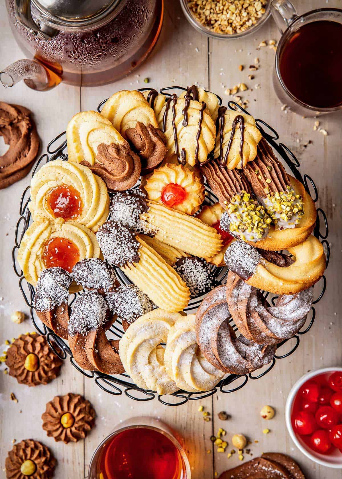 Italian Butter Cookies on a round serving tray.