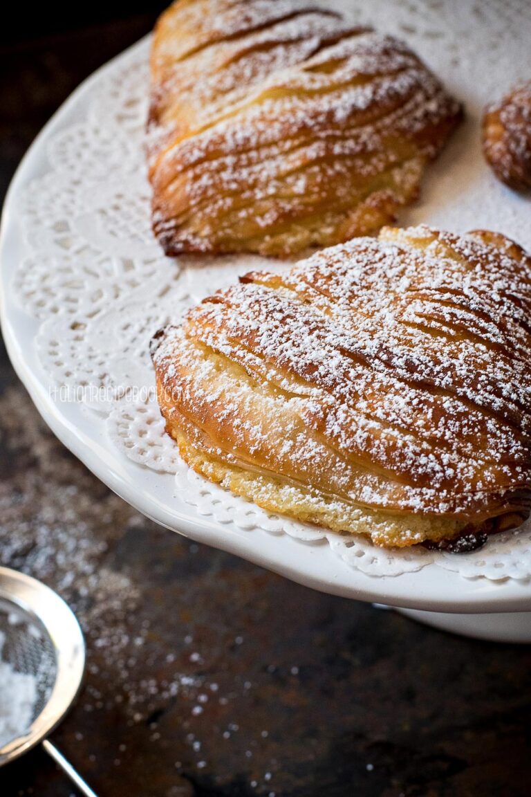 Sfogliatelle (Authentic Recipe Step By Step) : Italian Recipe Book