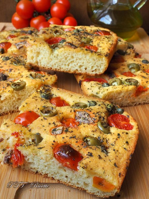 27 Focaccia Toppings {Easy & Delicious} - Italian Recipe Book