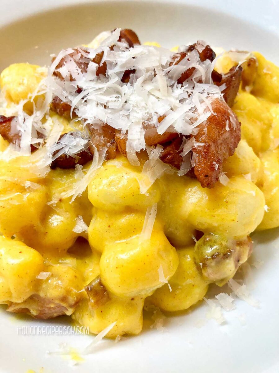 Gnocchi Alla Carbonara - Italian Recipe Book