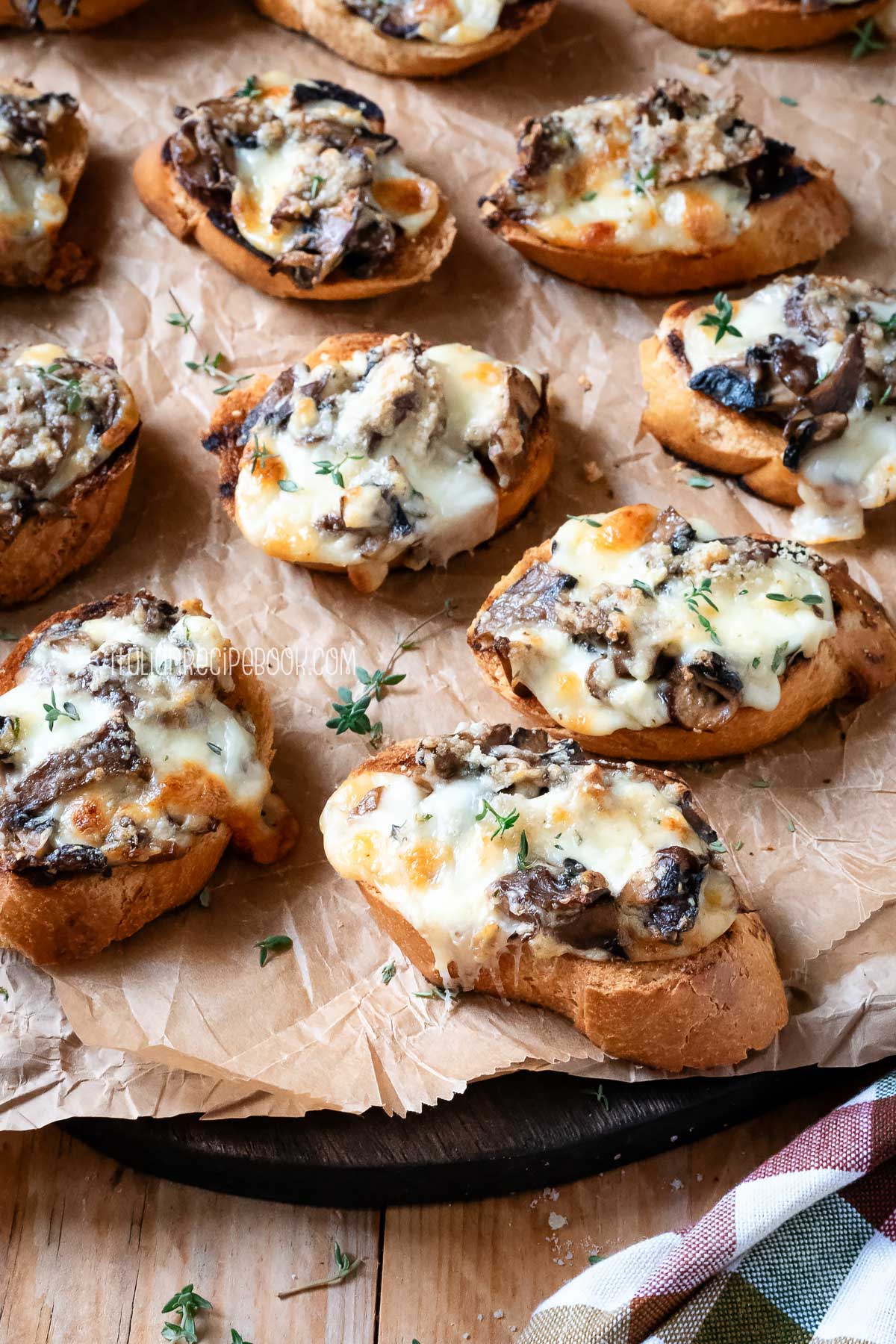 Cheesy Mushroom Crostini