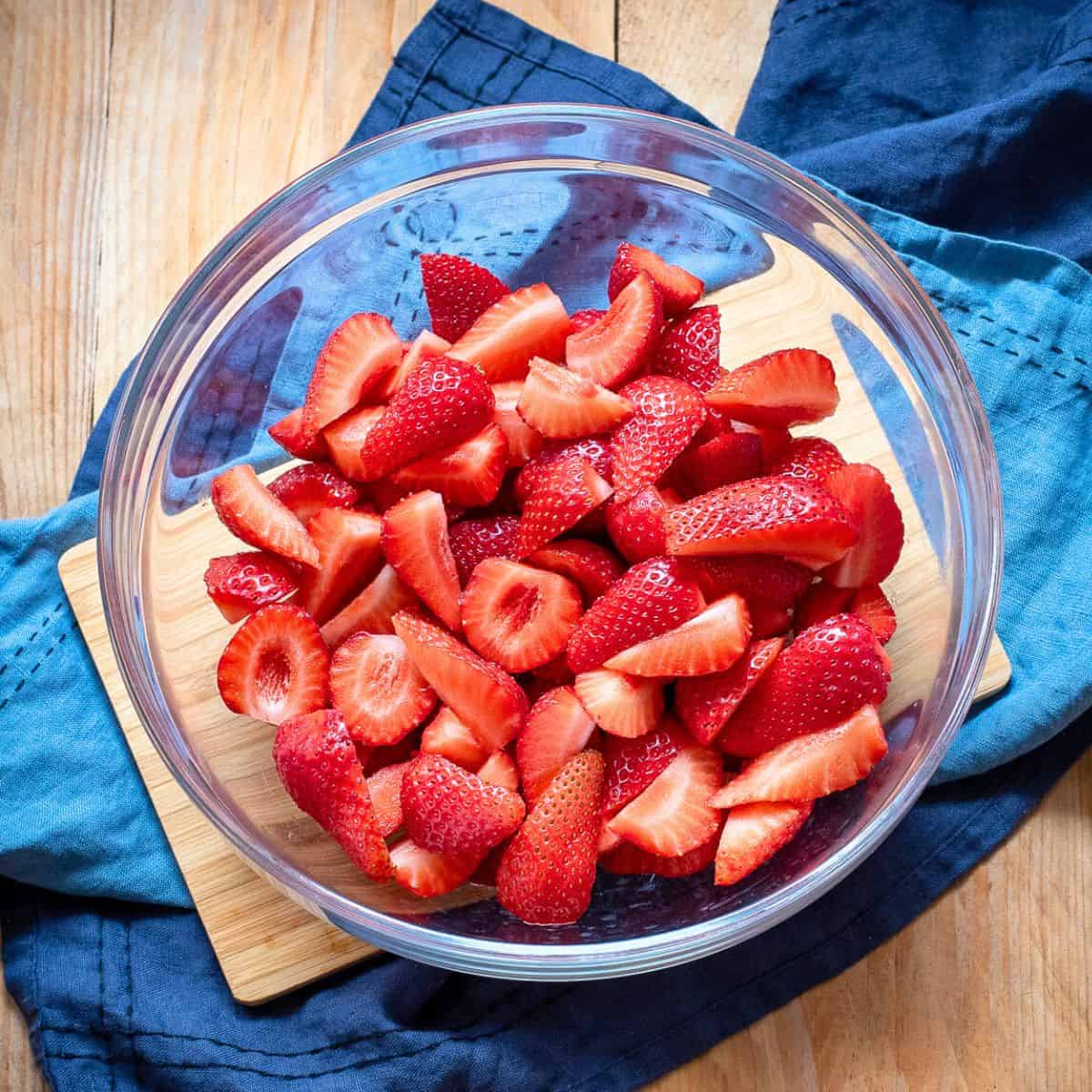 Put strawberries in a bowl.